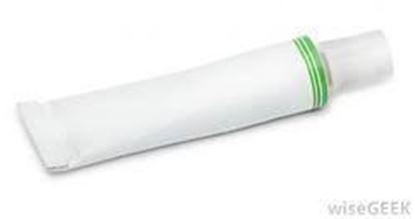 Picture of Mahaflox Eye Ointment